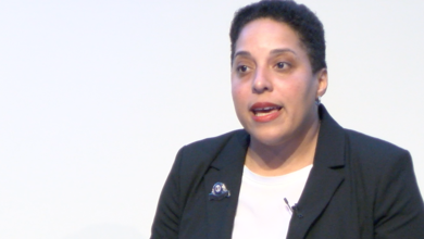 Fiscal Kim Gardner lanza demanda contra la policía