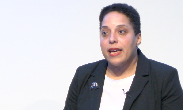 Fiscal Kim Gardner lanza demanda contra la policía