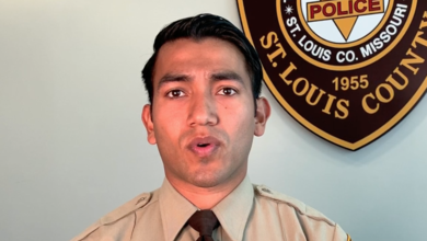 Agente Ramón Santana del Cuerpo de Policía del Condado de St.Louis