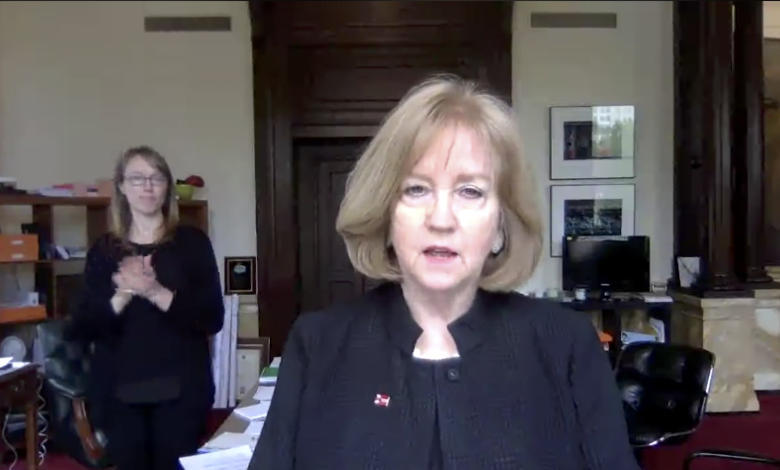 Alcaldesa de St.Louis actualiza los números de casos en St.Louis ciudad.