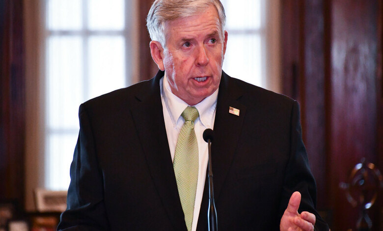 Gobernador de Missouri Michael Parson en Rueda de Prensa el 6 de Mayo, 2020