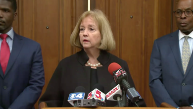 Alcalde Krewson anuncia posible apertura de St.Louis ciudad junto al condado el 18 de Mayo 1