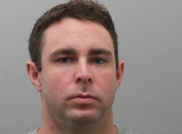 Detective Despedido del Dept. De Florissant, acusado de asalto