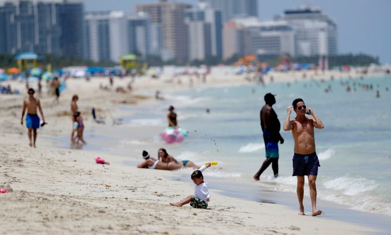 Aumentan muertes en EE.UU. por COVID-19 y dificultades para implementar medidas de prevención 1