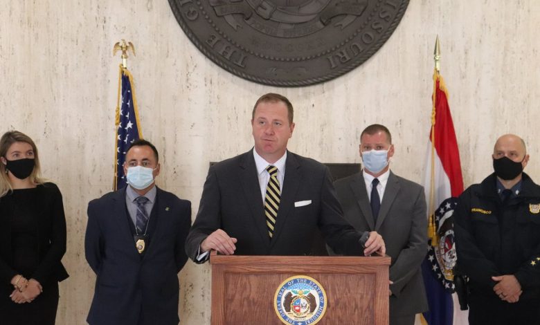 Fiscal General de Missouri combatirá el tráfico ilícito de humanos enfocándose en salones de masaje ilegales 1