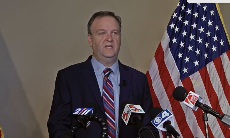 Restricciones en el Condado de St.Louis por motivo del COVID-19