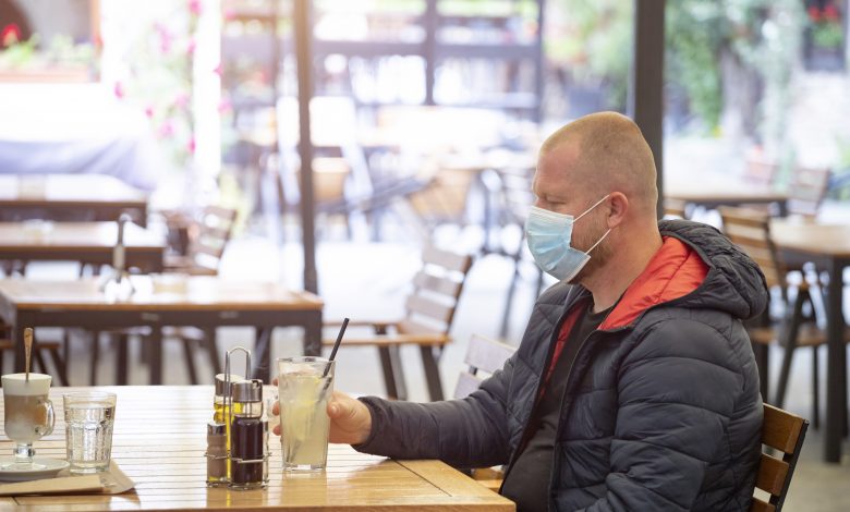 Condado de St. Louis permite a Restaurantes y Bares funcionar al 50% de capacidad 1