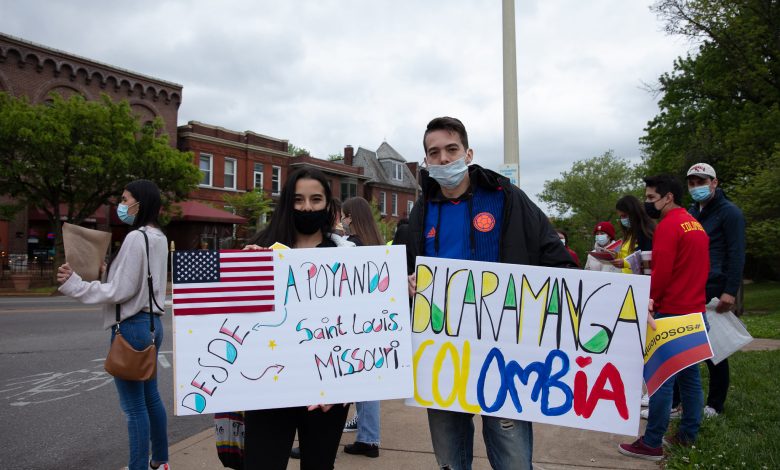 Manifestación en Solidaridad con el Pueblo Colombiano celebrado en St. Louis 1