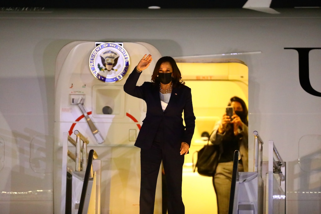 Kamala Harris culmina en México su agenda estratégica y finaliza su primer viaje a América Latina 2