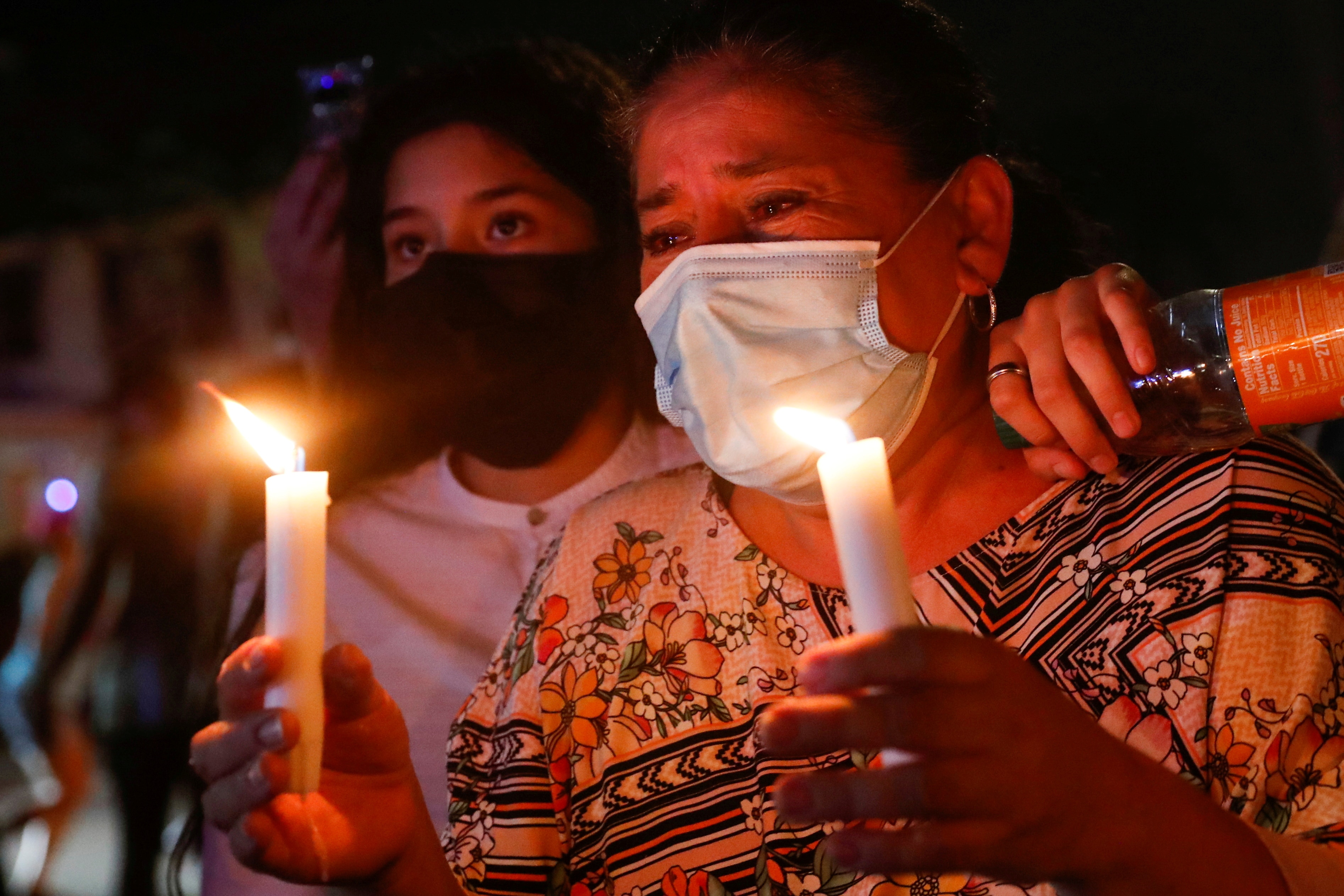 Prevén años de litigio para discernir responsables de colapso de edificio en Florida 1