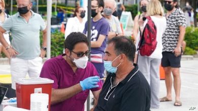 El 61% de la población de EE. UU. ha recibido al menos una vacuna 61