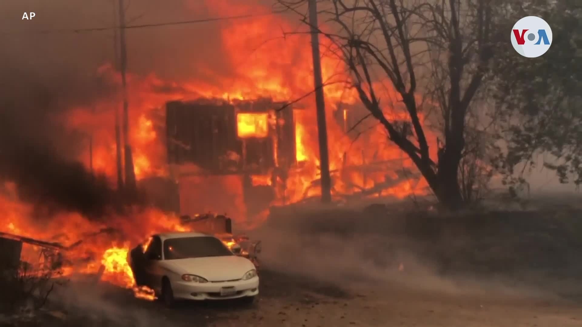 El incendio Dixie arrasa el histórico pueblo de Greenville 1