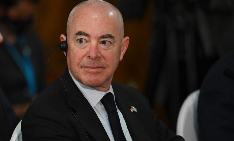 El secretario Mayorkas reitera el compromiso de EE. UU. con la “libertad en Cuba” 1