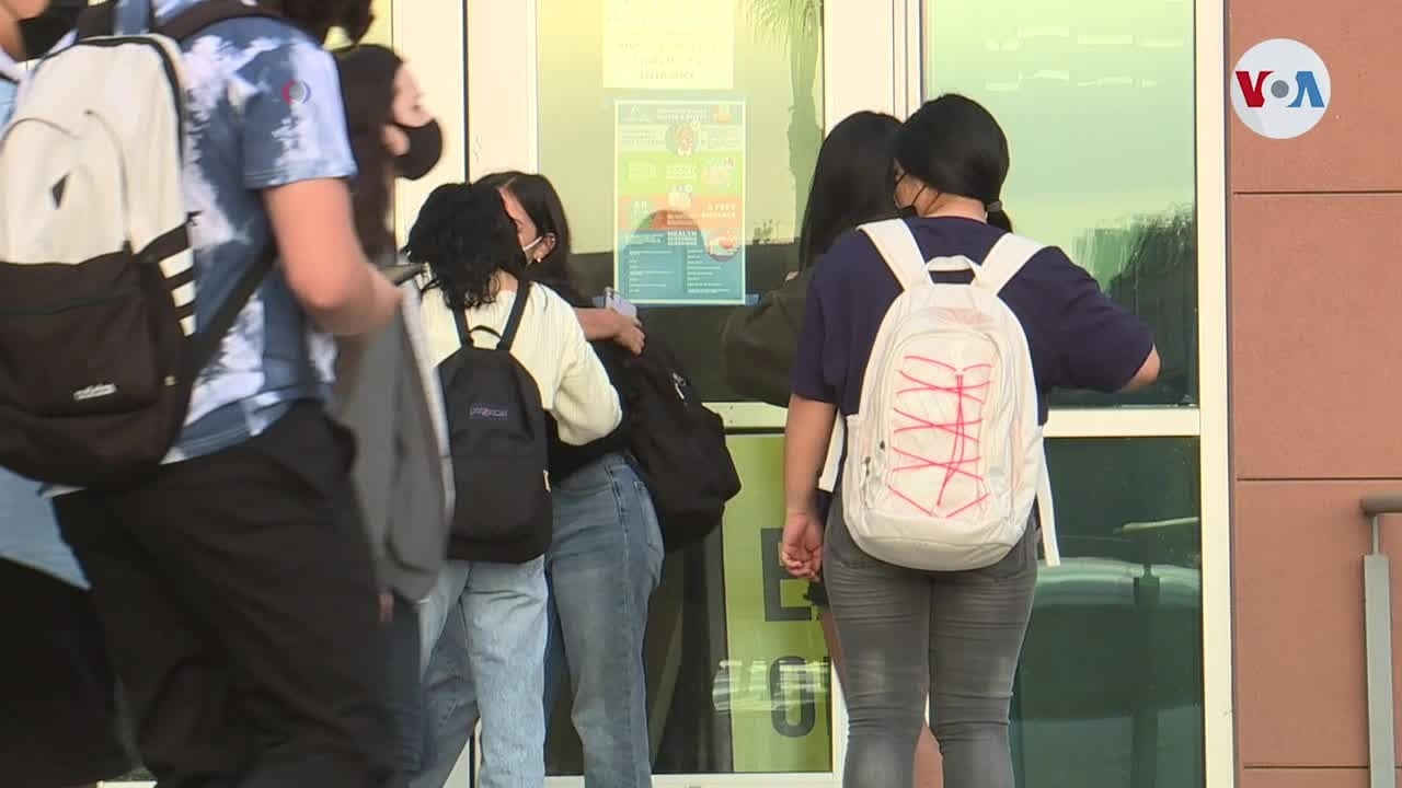 Nueva normativa en California exige vacunación y pruebas anti-covid al personal escolar 1