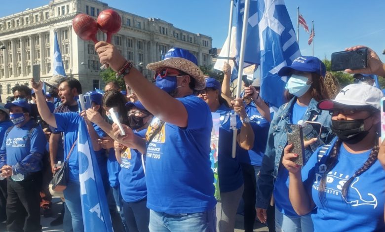 Beneficiarios del TPS persisten en su lucha por la residencia permanente 1