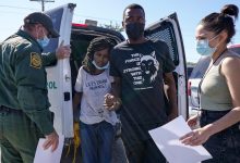 Amparándose en la pandemia, EE. UU. expulsa a la mayoría de los migrantes que llegan a la frontera sur 26