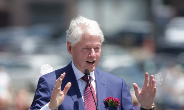 Bill Clinton se recupera de una infección en un hospital 1