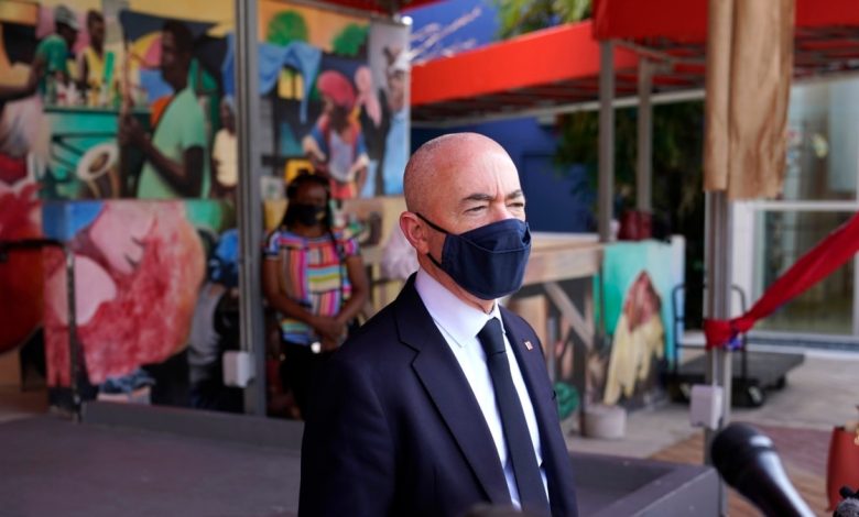 EE. UU. suspende redadas de inmigración en sitios de trabajo 1