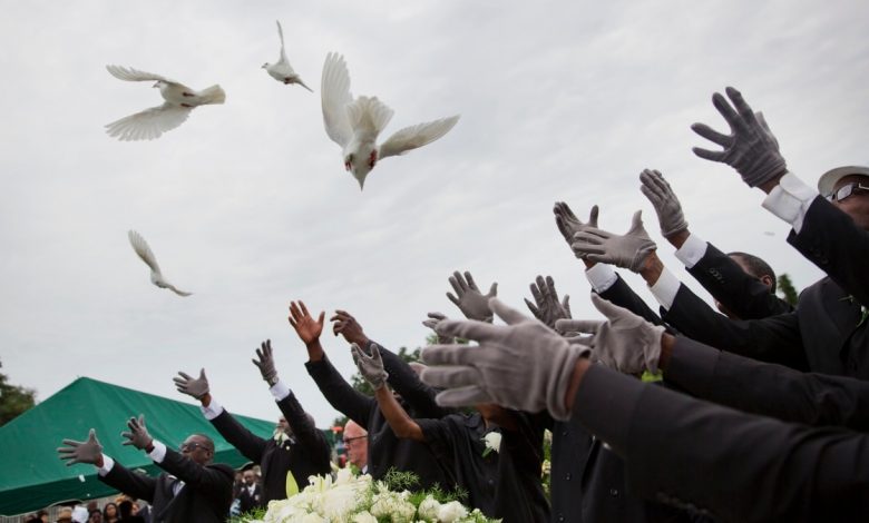 El Departamento de Justicia anuncia acuerdo millonario por tiroteo de iglesia de Carolina del Sur en 2015 1