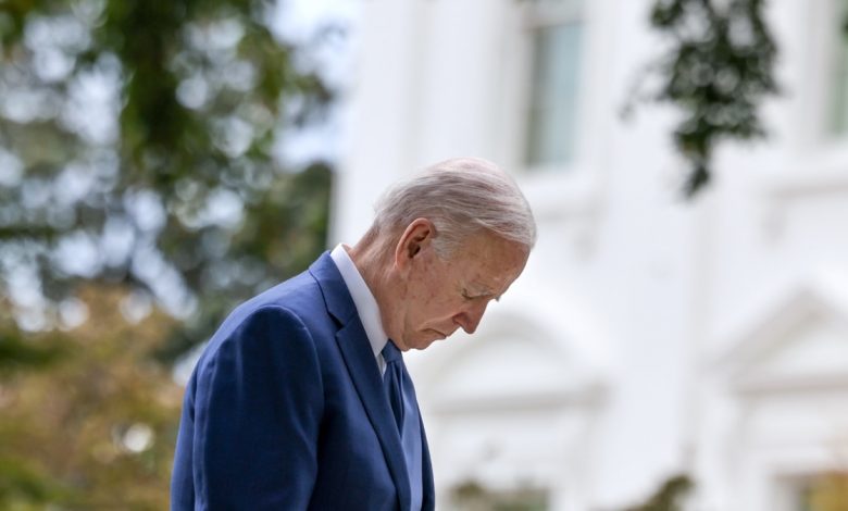 La aprobación de Biden se hunde en las encuestas 1