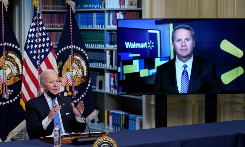 Biden se reúne con principales minoristas para discutir problemas de suministro previo a temporada navideña 1