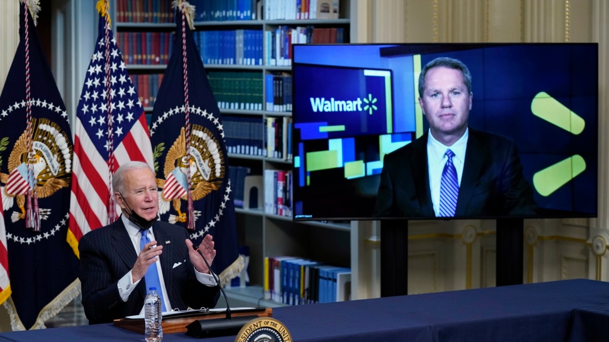 Biden se reúne con principales minoristas para discutir problemas de suministro previo a temporada navideña 2