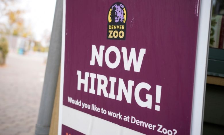 Caen las solicitudes de beneficios por desempleo semanales en EE. UU. a un mínimo pandémico 1