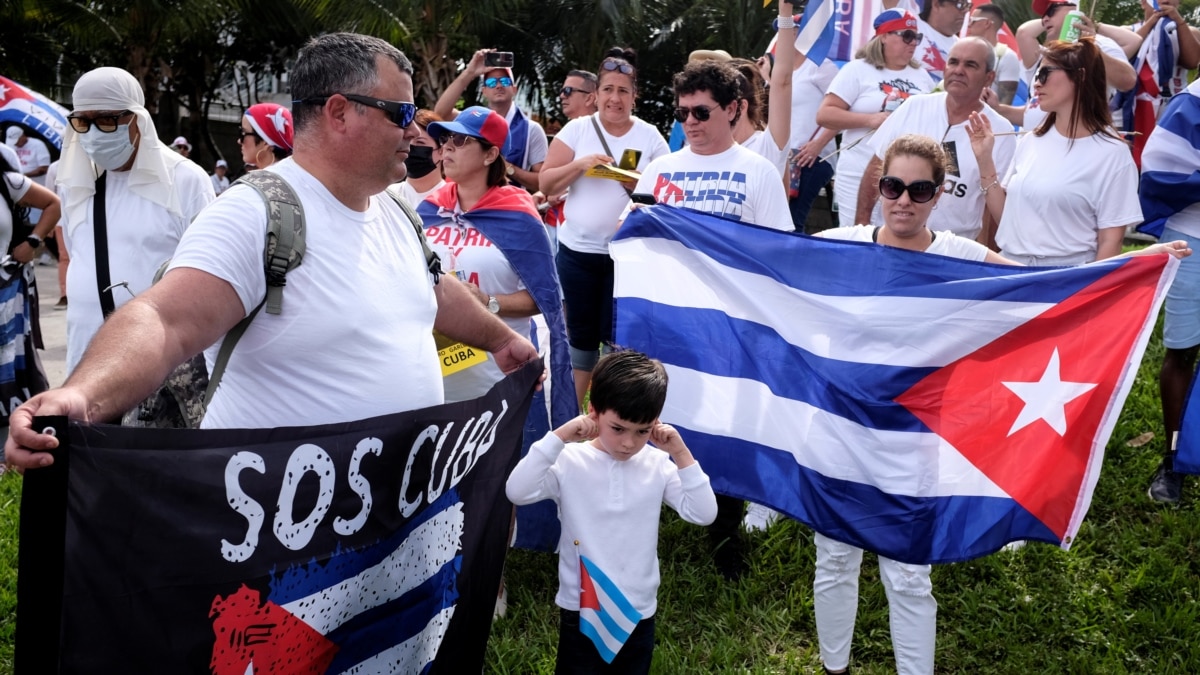 Legisladores estadounidenses, la ONU y la UE expresan su apoyo a las protestas en Cuba 2