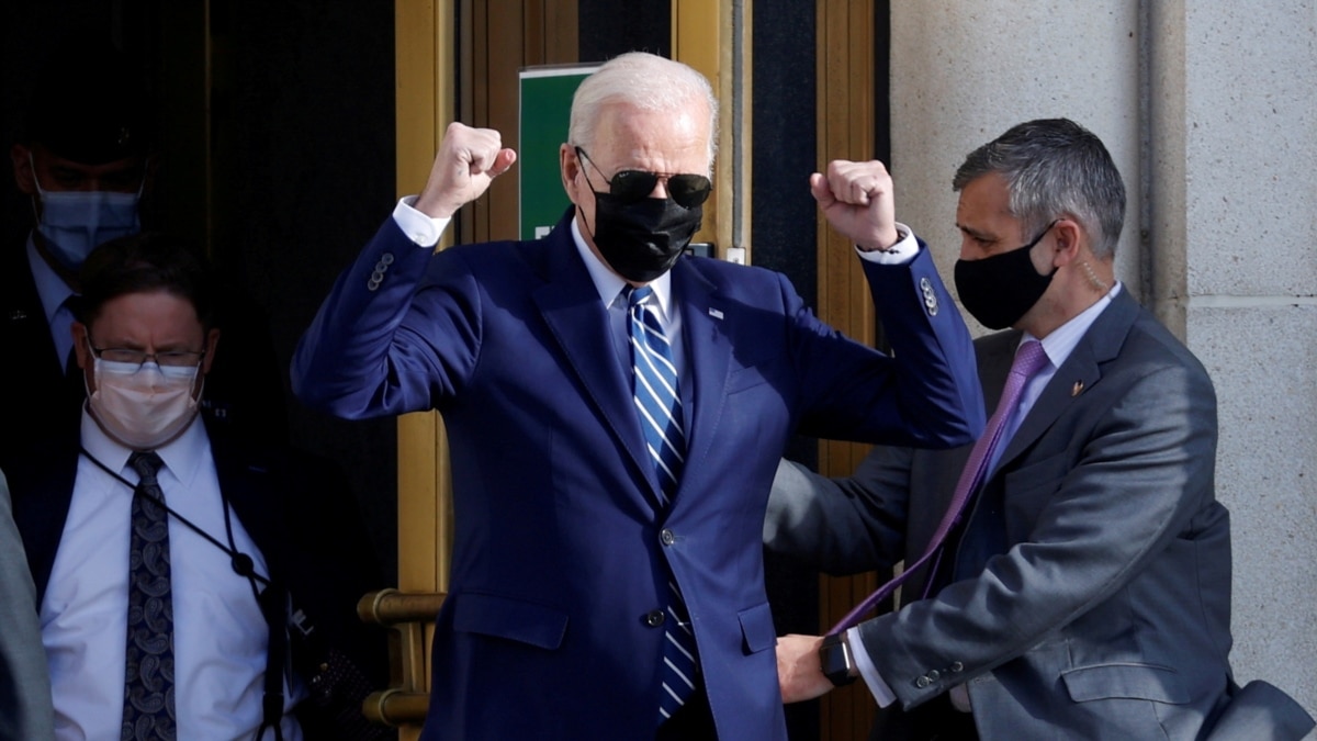 Médicos extirpan pólipo benigno al presidente Joe Biden 2