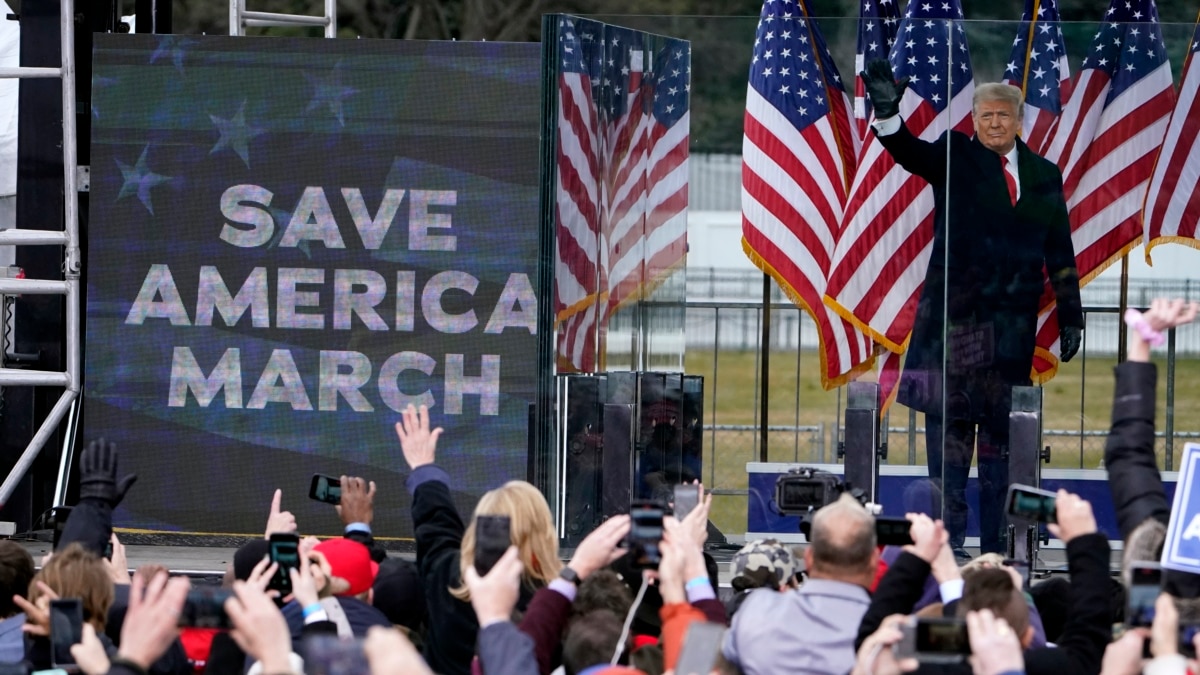 Panel del Congreso emite citaciones a 6 allegados a Trump 2