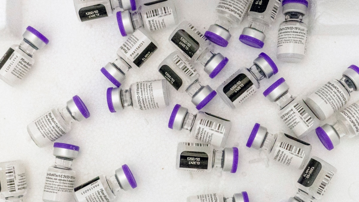 Pfizer pide a FDA ampliar uso de refuerzo de vacuna COVID 2