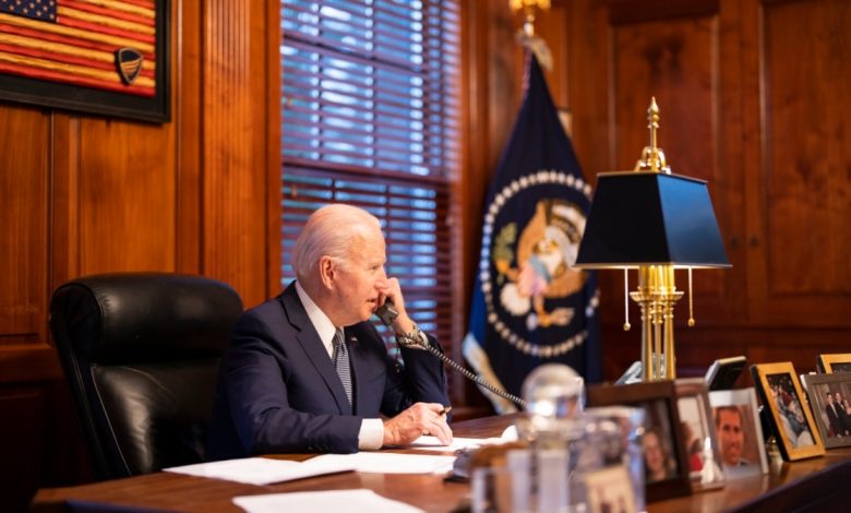 Biden insta a Putin a reducir tensiones con Ucrania en una nueva llamada telefónica 1