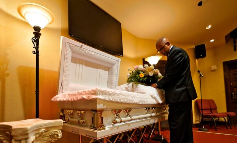 ¿En qué consiste y cómo acceder al fondo federal para cubrir costos funerarios de COVID-19 en EE. UU.? 1