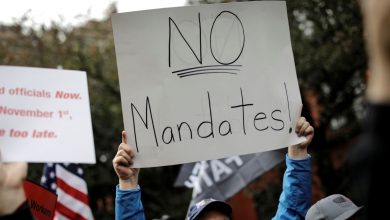 Juez bloquea mandato de vacuna COVID-19 para contratistas federales en EE. UU. 56