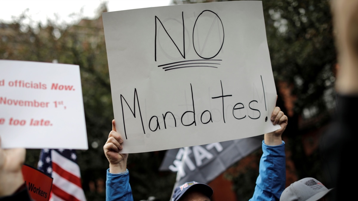 Juez bloquea mandato de vacuna COVID-19 para contratistas federales en EE. UU. 2