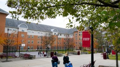 Presidente Biden extiende moratoria de préstamos estudiantiles 79