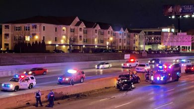 Escena del Accidente en que dos agentes de vieron involucrados el lunes 24 de enero 2022. (Foto: Alexis Zotos VIA Twitter)
