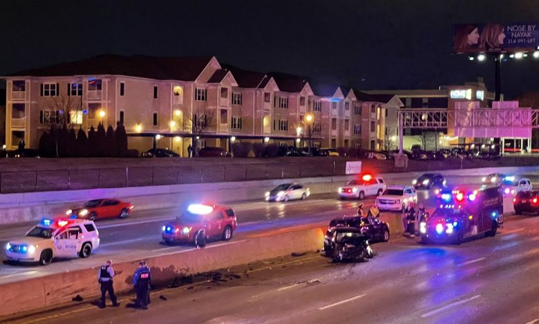 Escena del Accidente en que dos agentes de vieron involucrados el lunes 24 de enero 2022. (Foto: Alexis Zotos VIA Twitter)