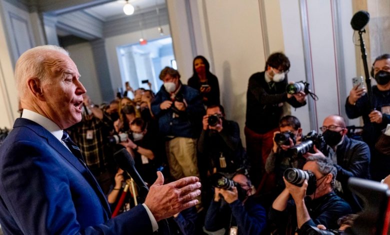 Biden intenta cerrar filas en su partido en torno del derecho al voto 1