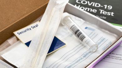 Caja de pruebas gratuitas de COVID-19 a partir de Enero, 2022.