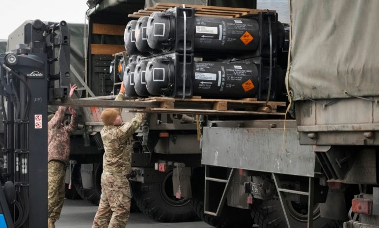 Biden advierte a estadounidenses que abandonen Ucrania 1