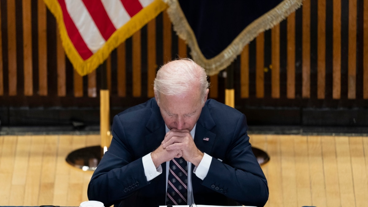 Biden presenta iniciativas para atajar la violencia armada en EE. UU. 2