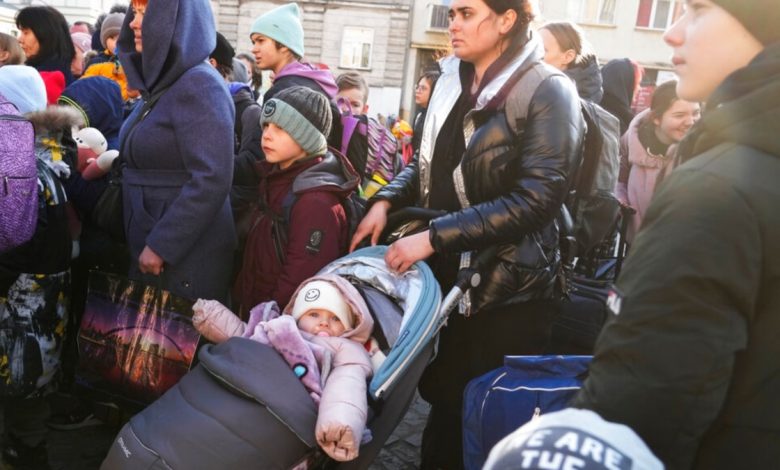 Casa Blanca: Estados Unidos aceptará a 100.000 refugiados ucranianos 1