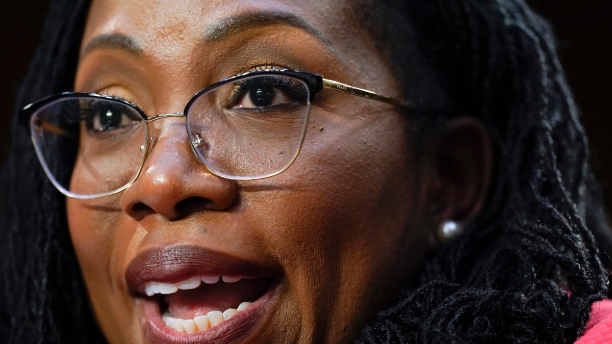 Defendiendo su récord, Jackson regresa para el tercer día de audiencias 2