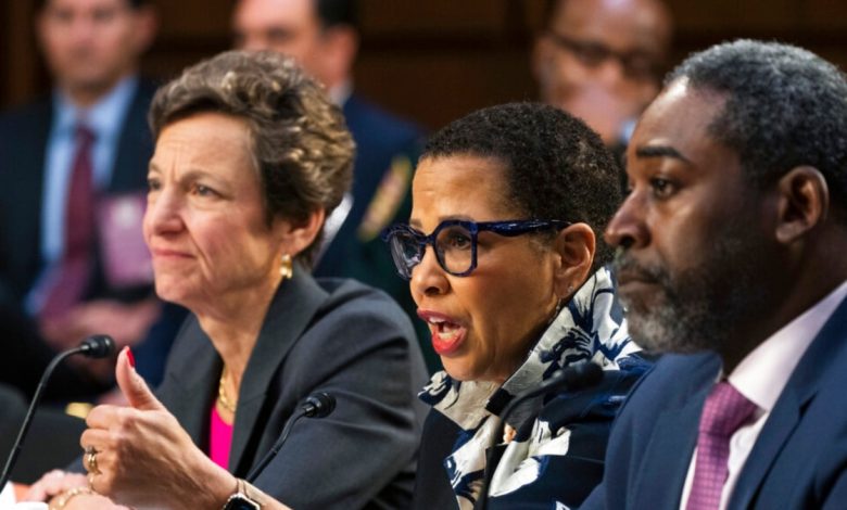 Expertos legales elogian a nominada de Biden a Corte Suprema en último día de audiencias 1