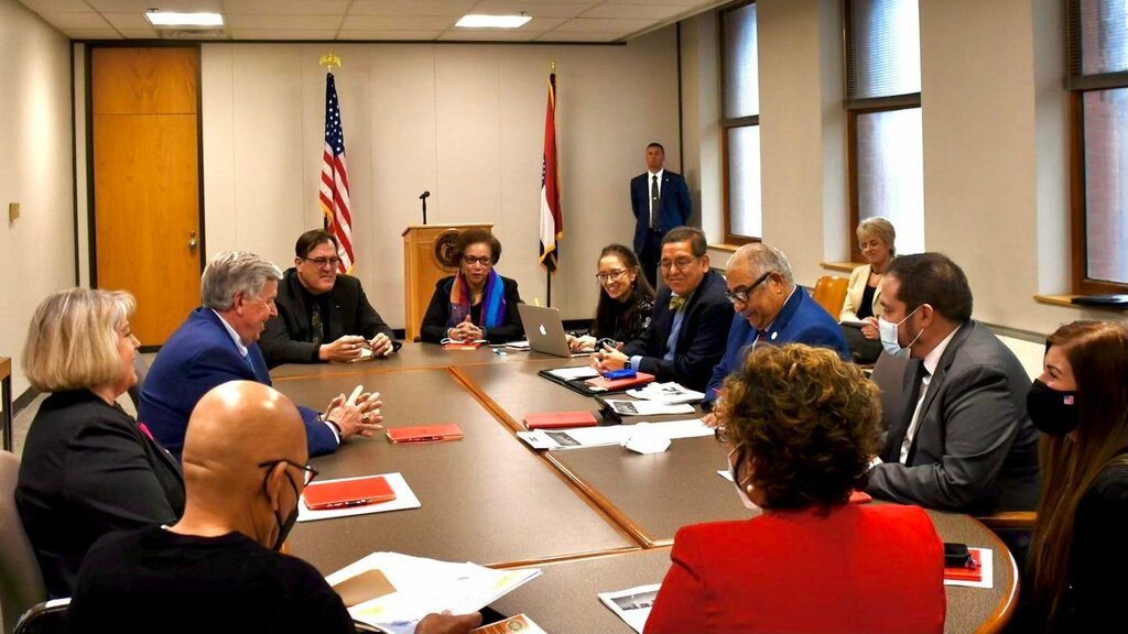 Antonio Maldonado nombrado a Comisión de Derechos Humanos en Missouri 1