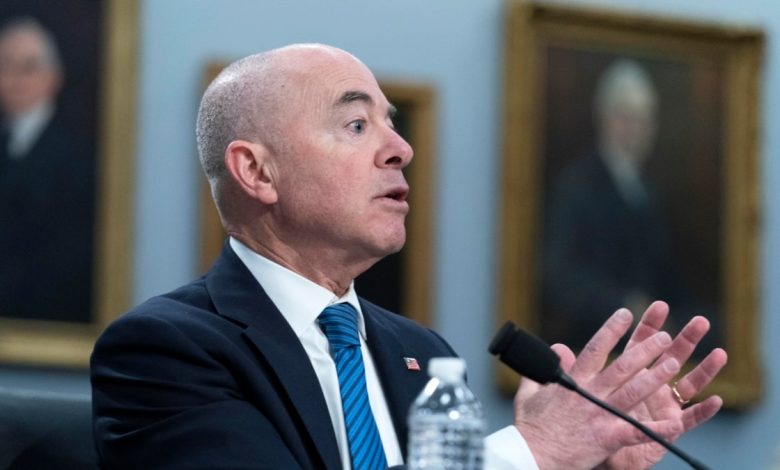 El Gobierno de EEUU se prepara para posibles escenarios ante el fin del Título 42 1