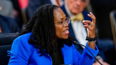 Panel del Senado votará sobre la nominación de Jackson a la Corte Suprema 20