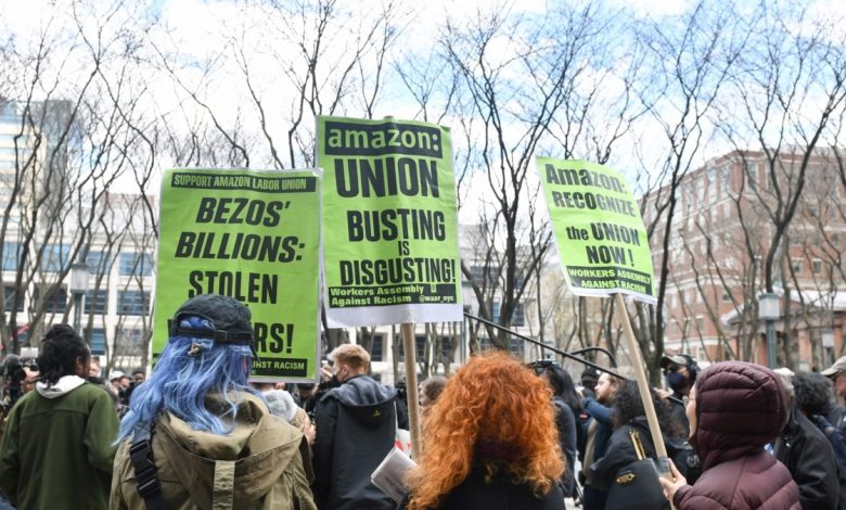 Trabajadores aprueban en Nueva York el primer sindicato de Amazon en EE. UU. 1