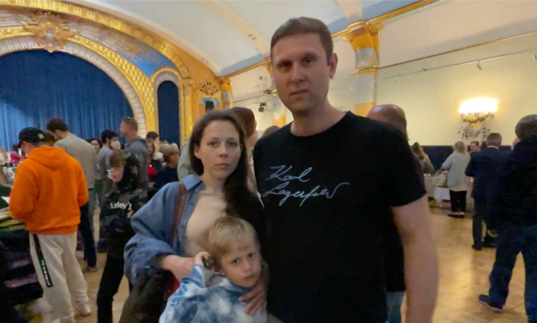 Ucranianos en Los Ángeles se movilizan para enviar ayuda a Ucrania 1